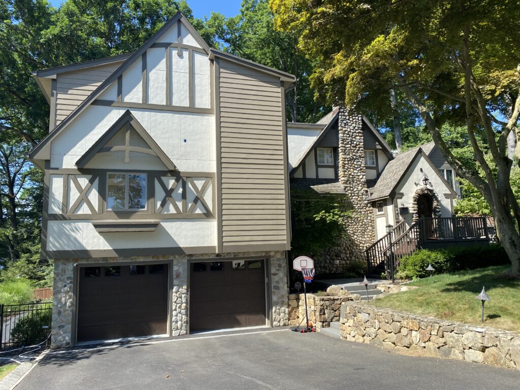 Quality exterior house painting services